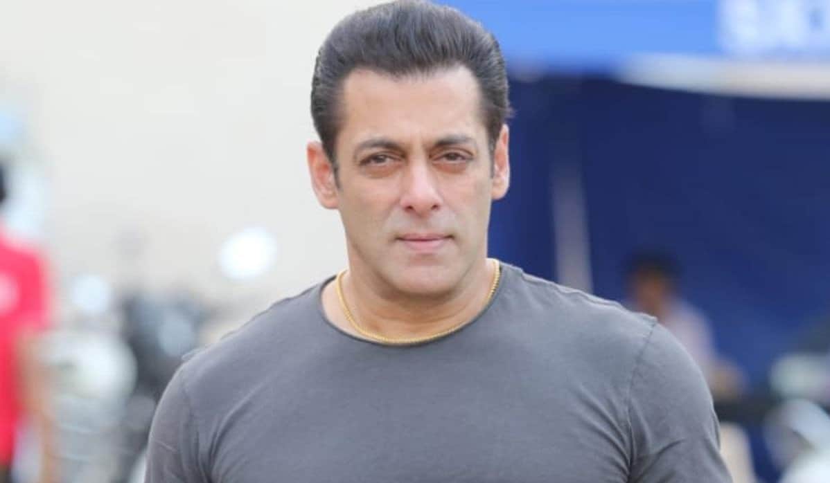 mumbai police suddenly reached salman khan house for routine process