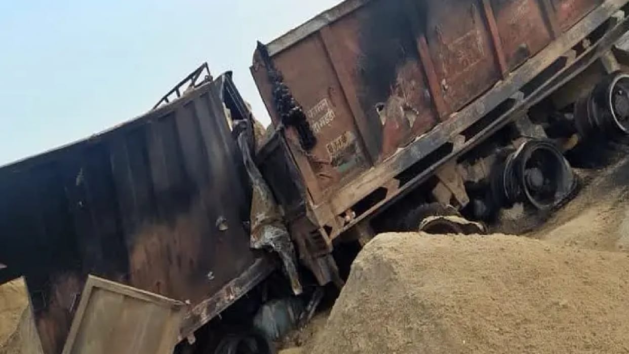 Tonk Road Accident two burnt alive in collision between vehicle