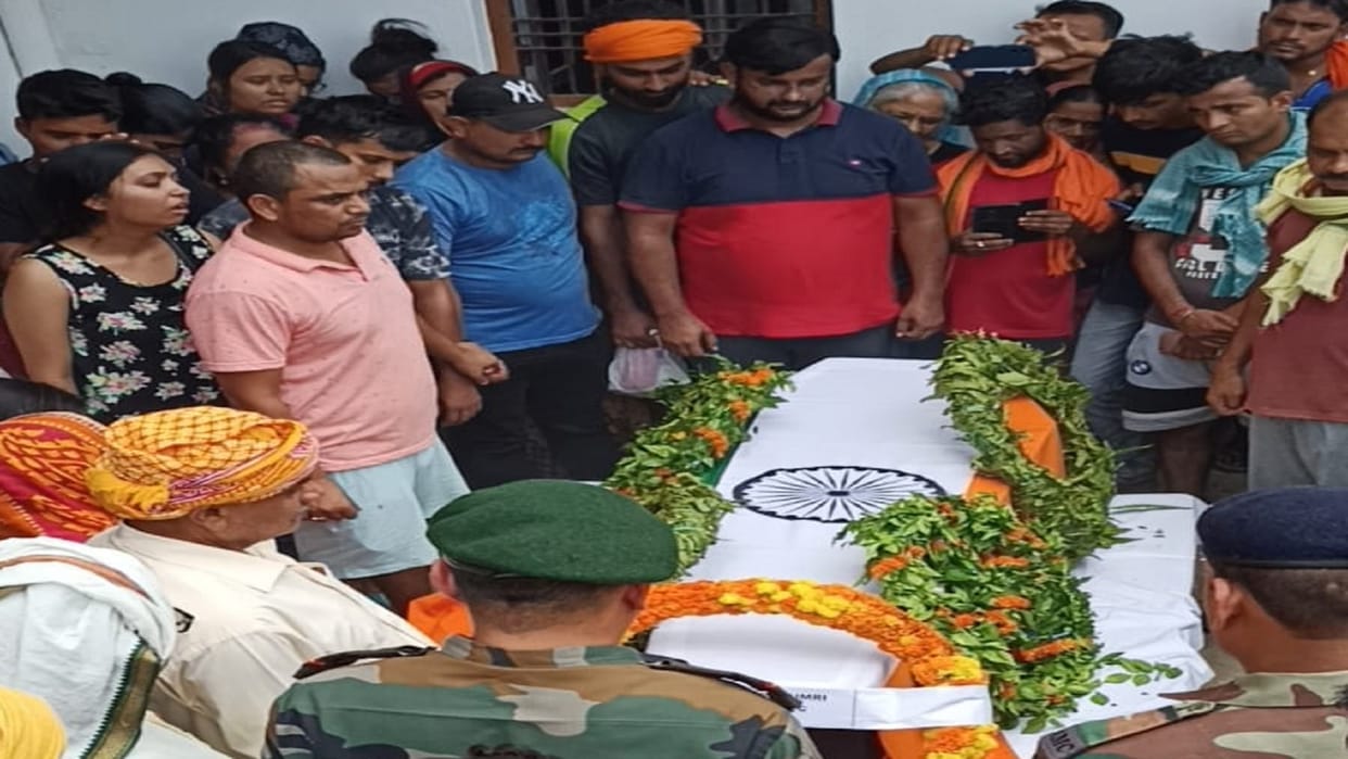 Army jawan died during treatment, dead body reached Ballia
