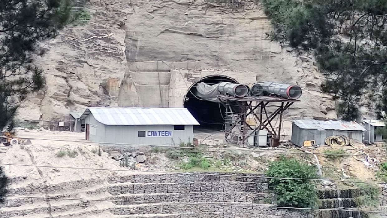 Two workers died due to trolley breakdown in the shaft of Shongtong Karcham hydroelectric project at Ralli kinnaur