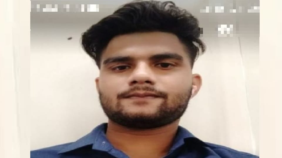 Bundelkhand University student hanged himself family alleges  girl was creating pressure for marriage