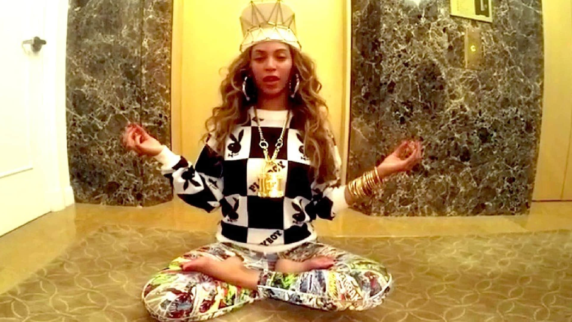 Tuesday Fitness: On International Yoga Day Know about Hollywood Stars who love to do yoga from Miley Cyrus to Jennifer Aniston Lady Gaga Beyonce