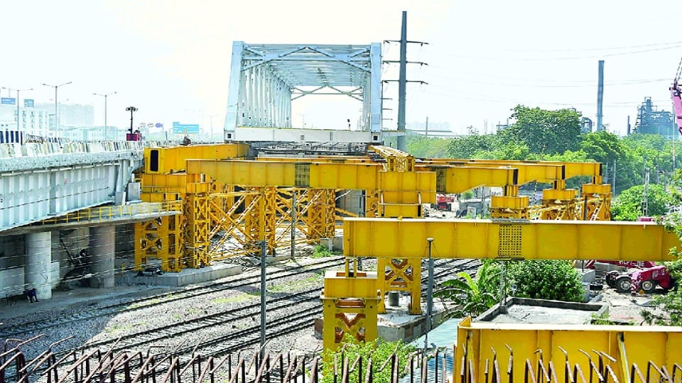 chipiyana rob gardar placed today traffic on delhi-meerut expressway disrupted for 12 hours