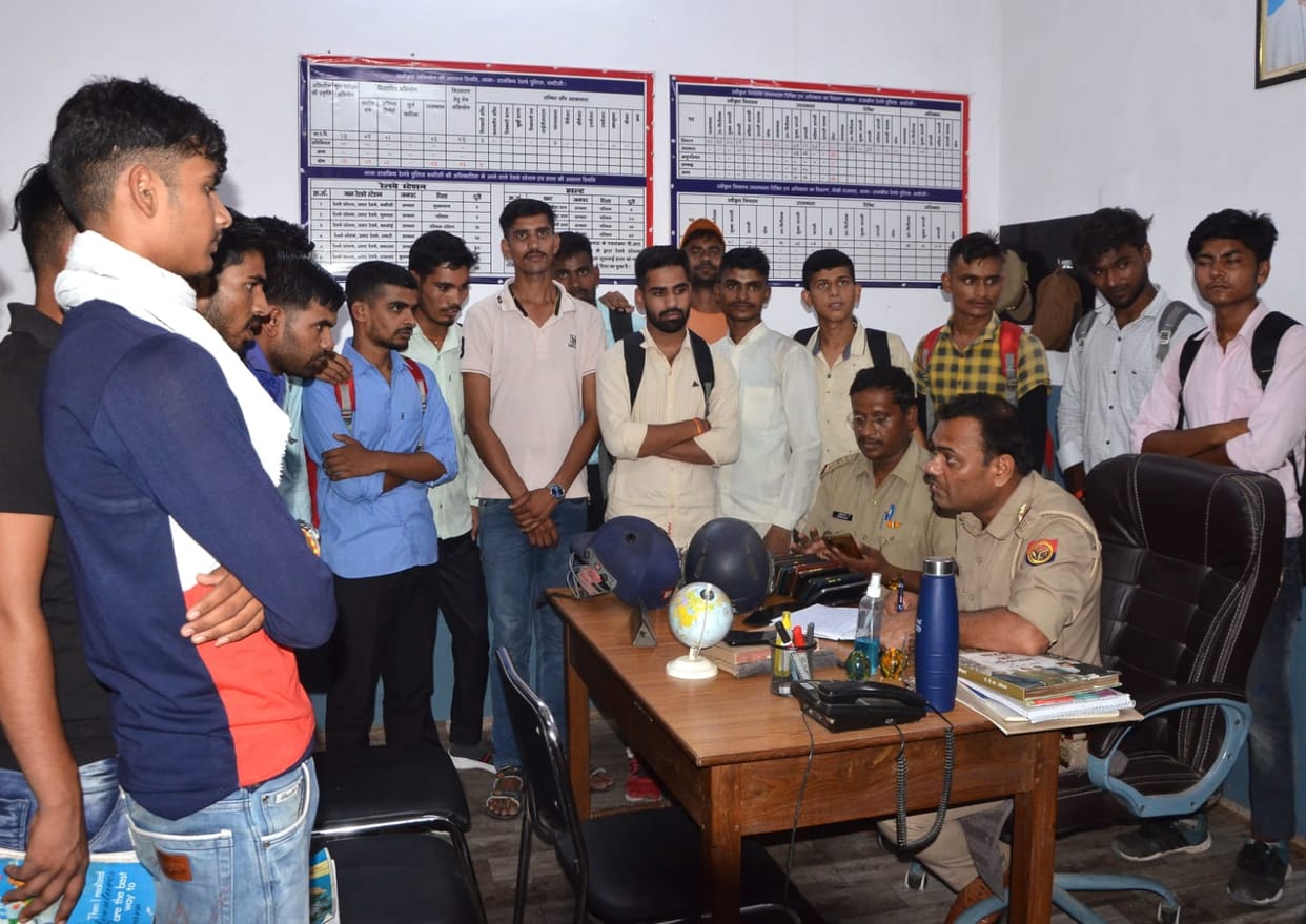 Agneepath: 68 youths caught, left in police line for five hours
