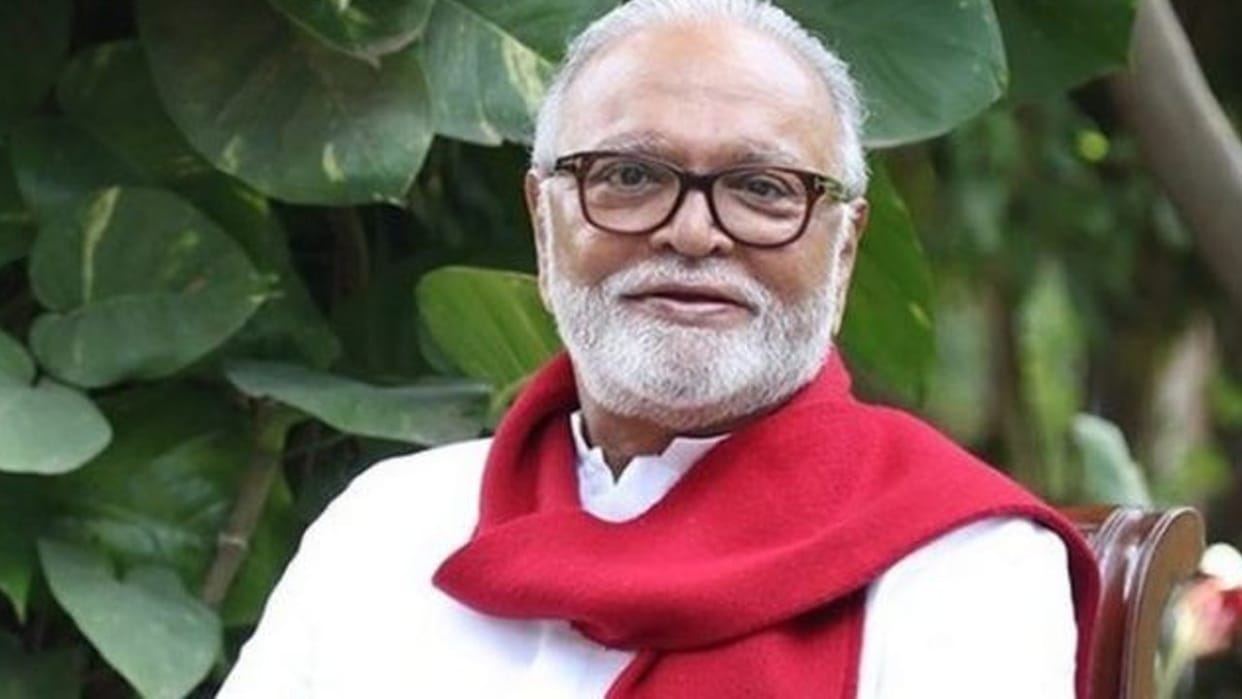 maharashtra ncp chhagan bhujbal said take legal consultation to avoid diqualification ajit vs sharad pawar