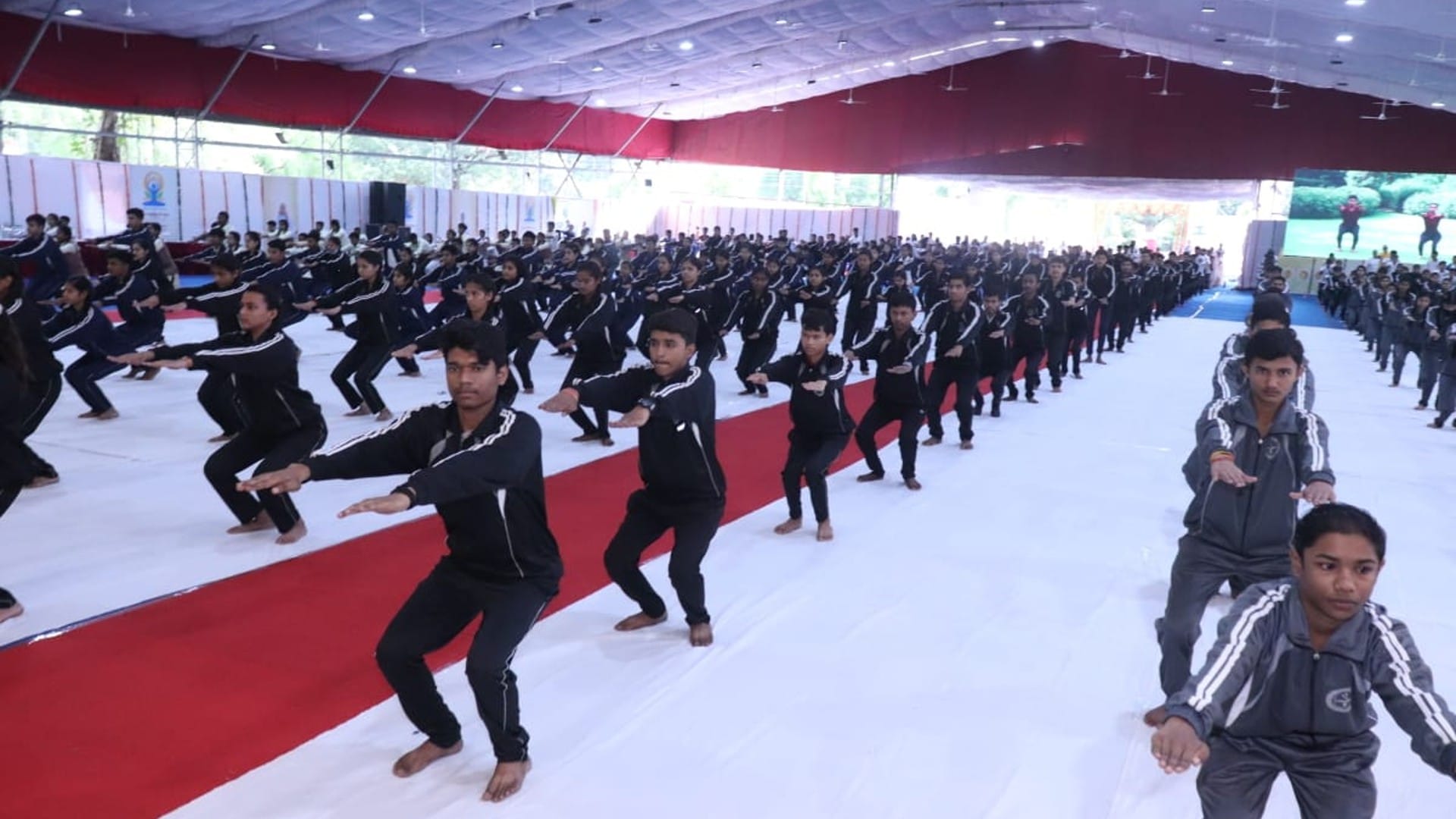 International yoga day 2022: Shivraj did yoga with students, CM said preparations for the formation of yoga commission in the state completed