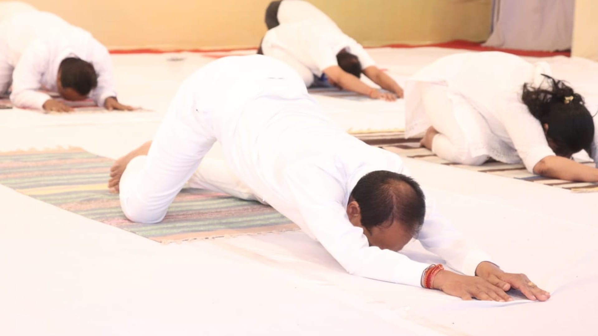 International yoga day 2022: Shivraj did yoga with students, CM said preparations for the formation of yoga commission in the state completed