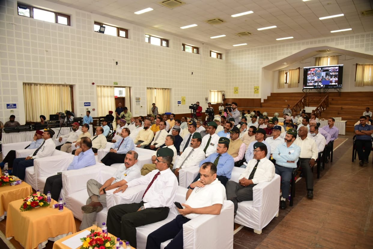 Agnipath Scheme: CM Dhami interacted with ex-servicemen, Advocacy to increase service period of Agniveers to be selected