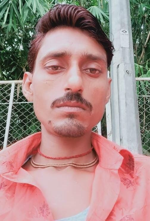 The young man who was injured after falling from a mango tree died during treatment