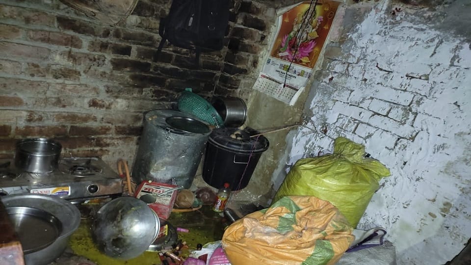 gas leak occurred during satyanarayan katha in barabanki 25 people scorched