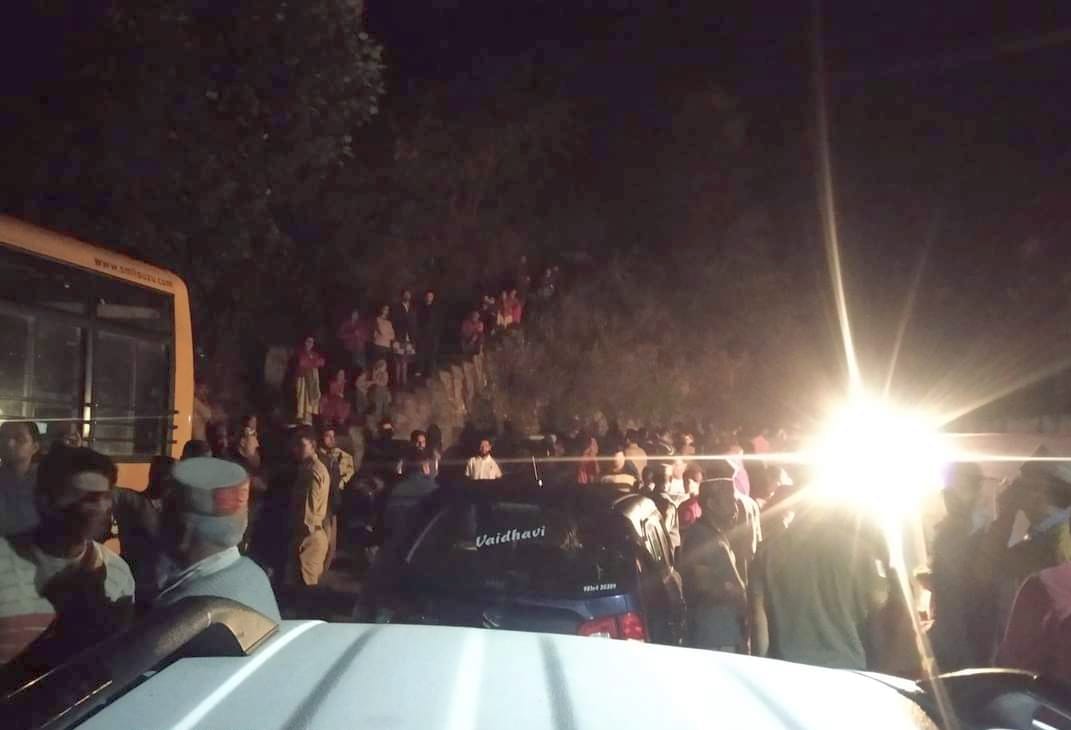 Late night uproar in Bhadeuli over mining