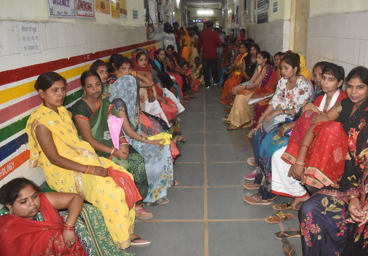 doctors not gives treatment only making parcha