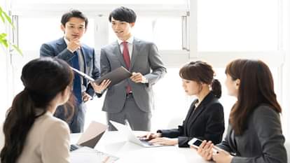 Office Relationship Tips to Deal With Ex While Working in the Same Office News in Hindi