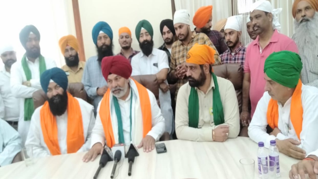 Rakesh Tikait statement: Central government should implement MSP guarantee law on the purchase of paddy, apple and maize