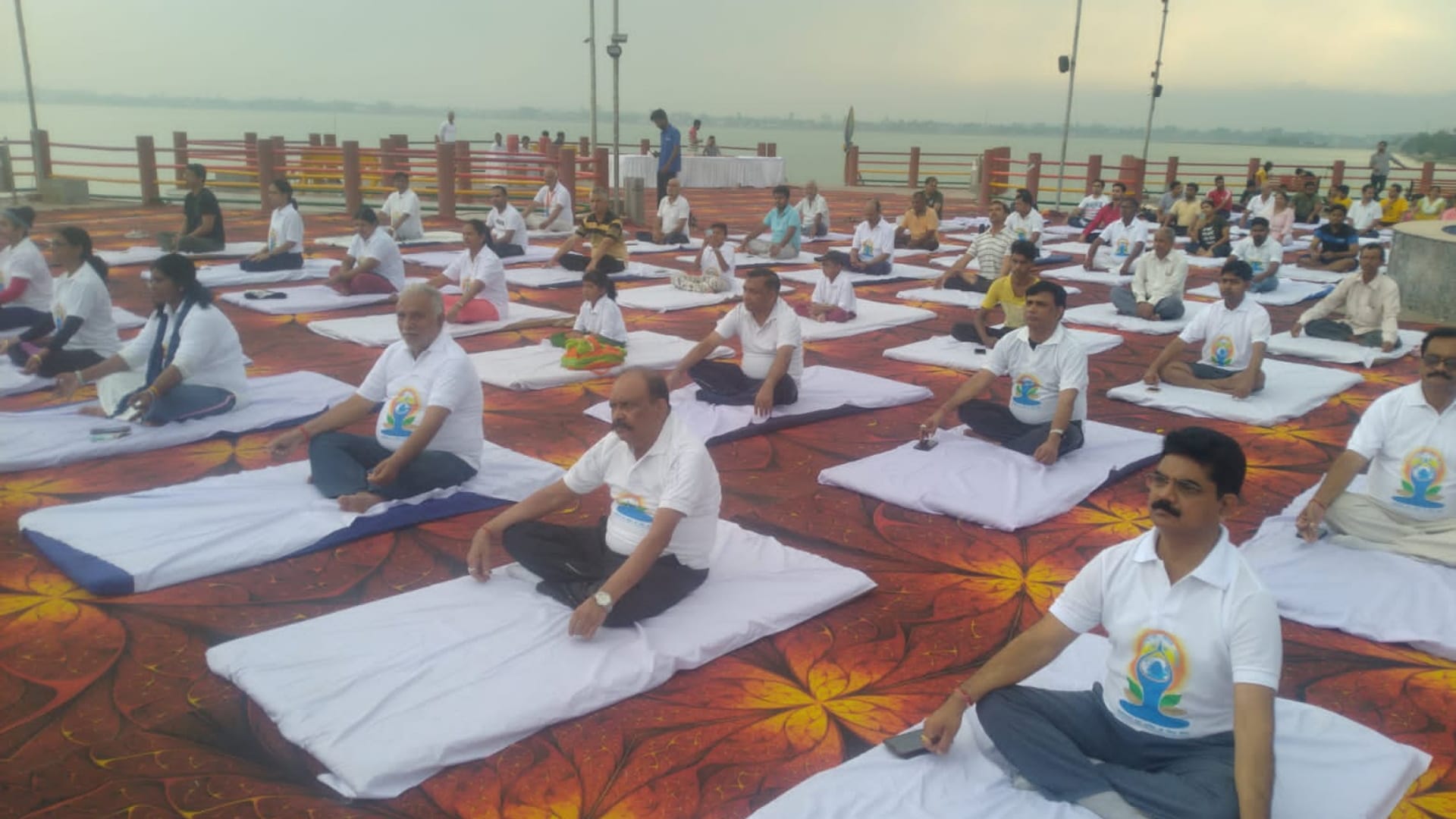 International Yoga Day 2022 Gorakhpur residents engaged in mass yoga practice