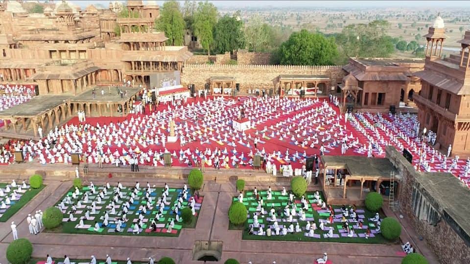 12 lakh people did yoga in Agra on International Yoga Day