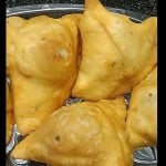 कच्चे केले के हेल्दी समोसे बनाने की आसान रेसिपी
