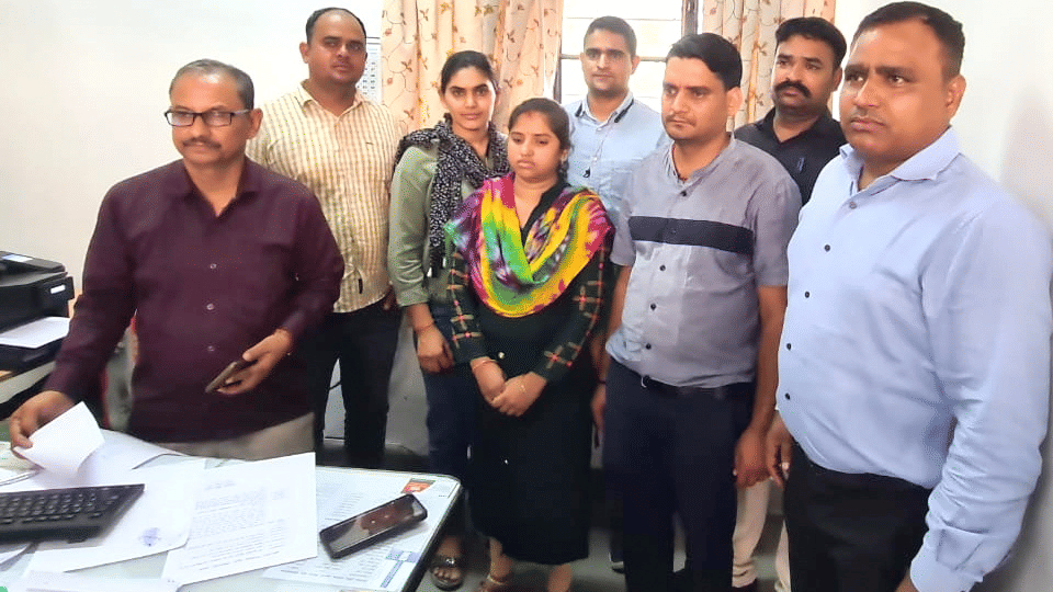 Bhilwara: Woman councilor and husband were taking bribe of 1.5 lakh rupees, ACB arrested red handed