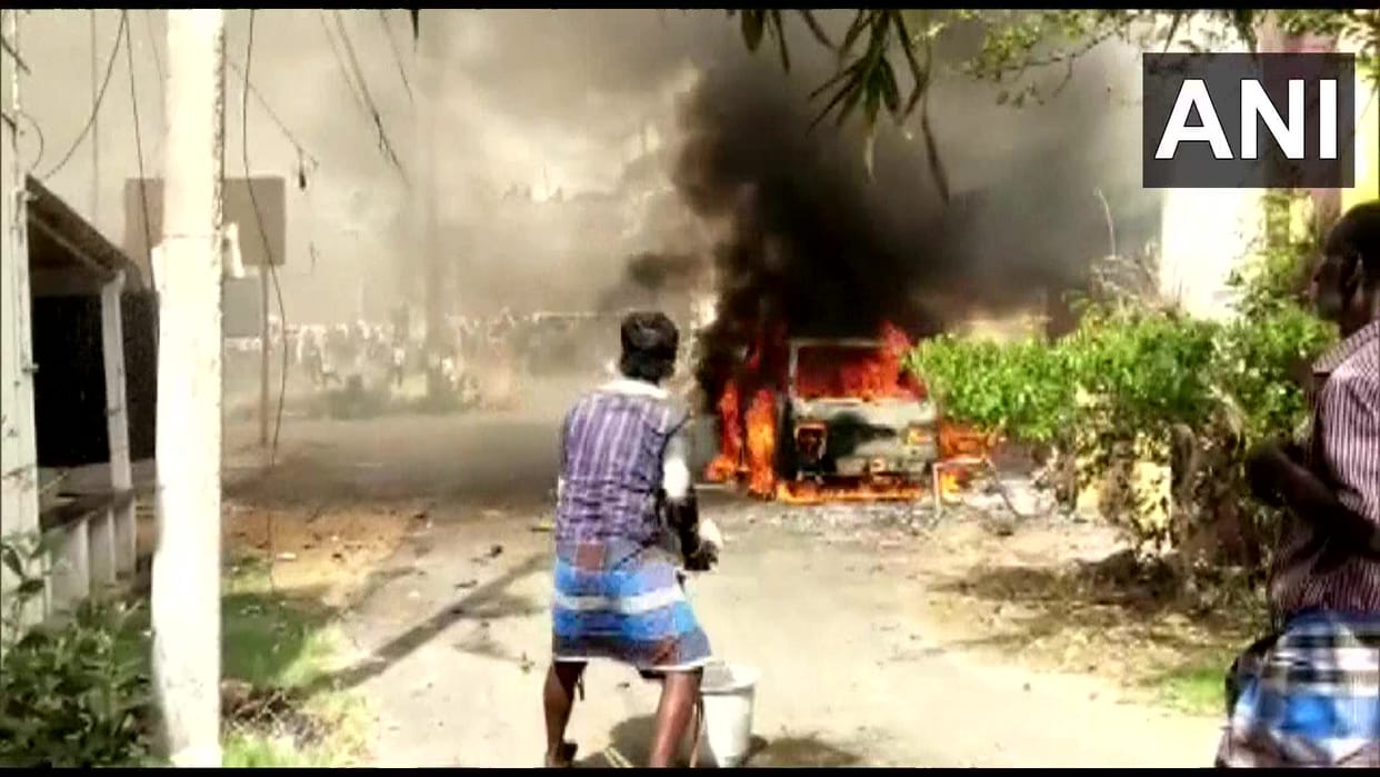 Fire broke out at a firecracker shop opposite the Dindigul Collector's Office 