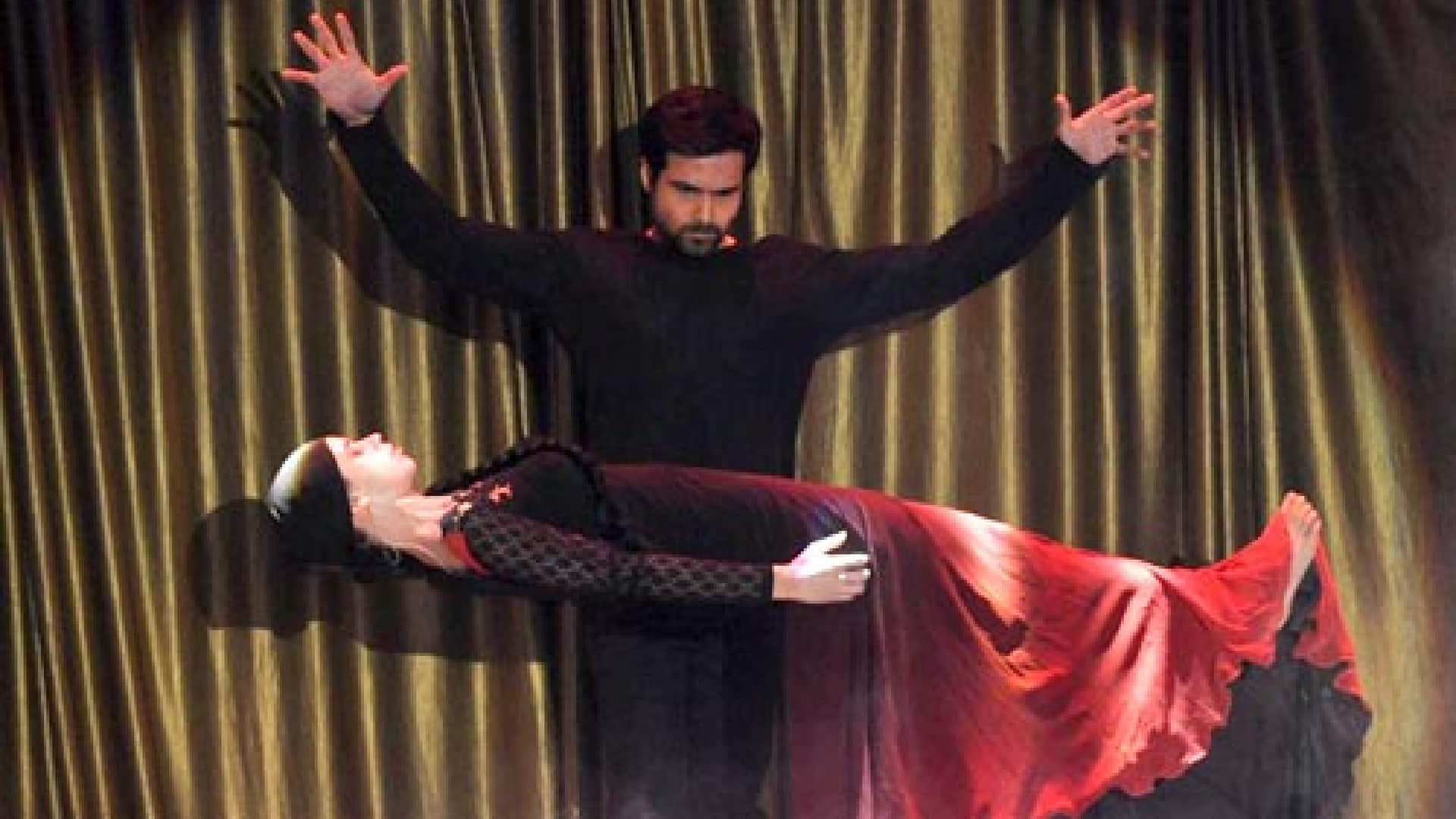 Bollywood movies based on magicians From Jitendra Kumar Jaadugar To Hrithik Roshan Guzaarish Amitabh Bachchan Jaadugar