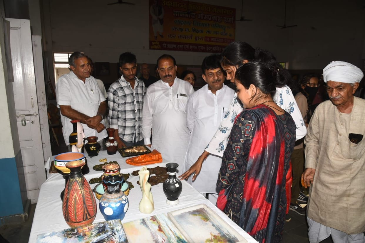 Art is the carrier of Indian culture: Kapil Dev