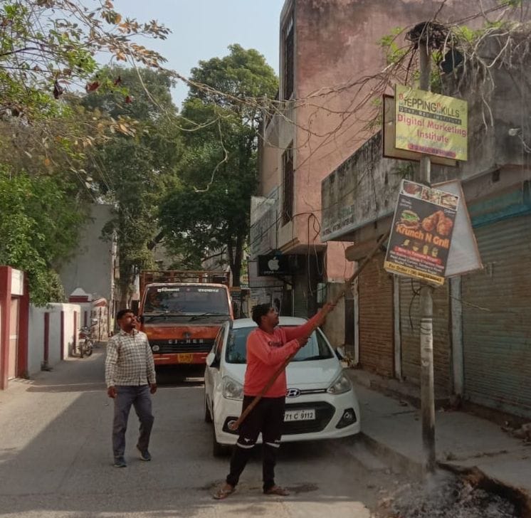 Advertising fee zero in seven years, loss of crores