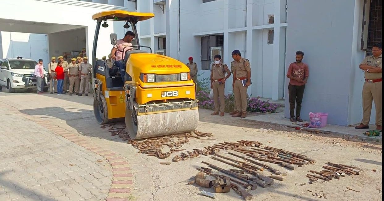 Bulldozers run on 160 weapons recovered from criminals