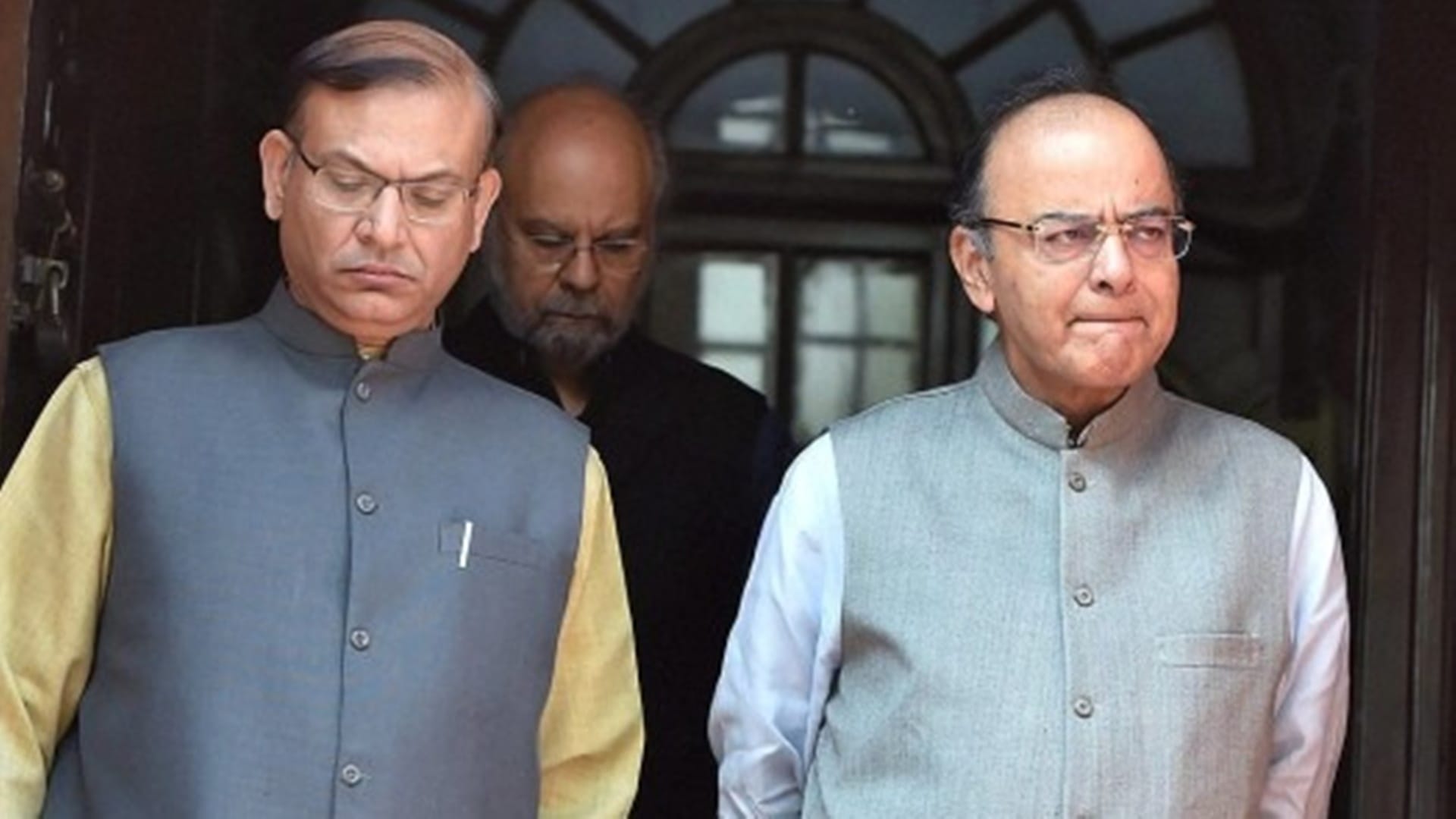 President Election becomes matter of Family Politics and BJP Party favorism for Jayant Sinha as Yashwant Sinha candidate for Opposition news in hindi