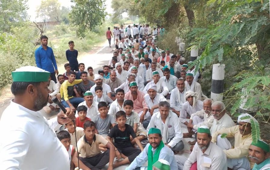 Bhakiyu protested for the construction of Karula river bridge