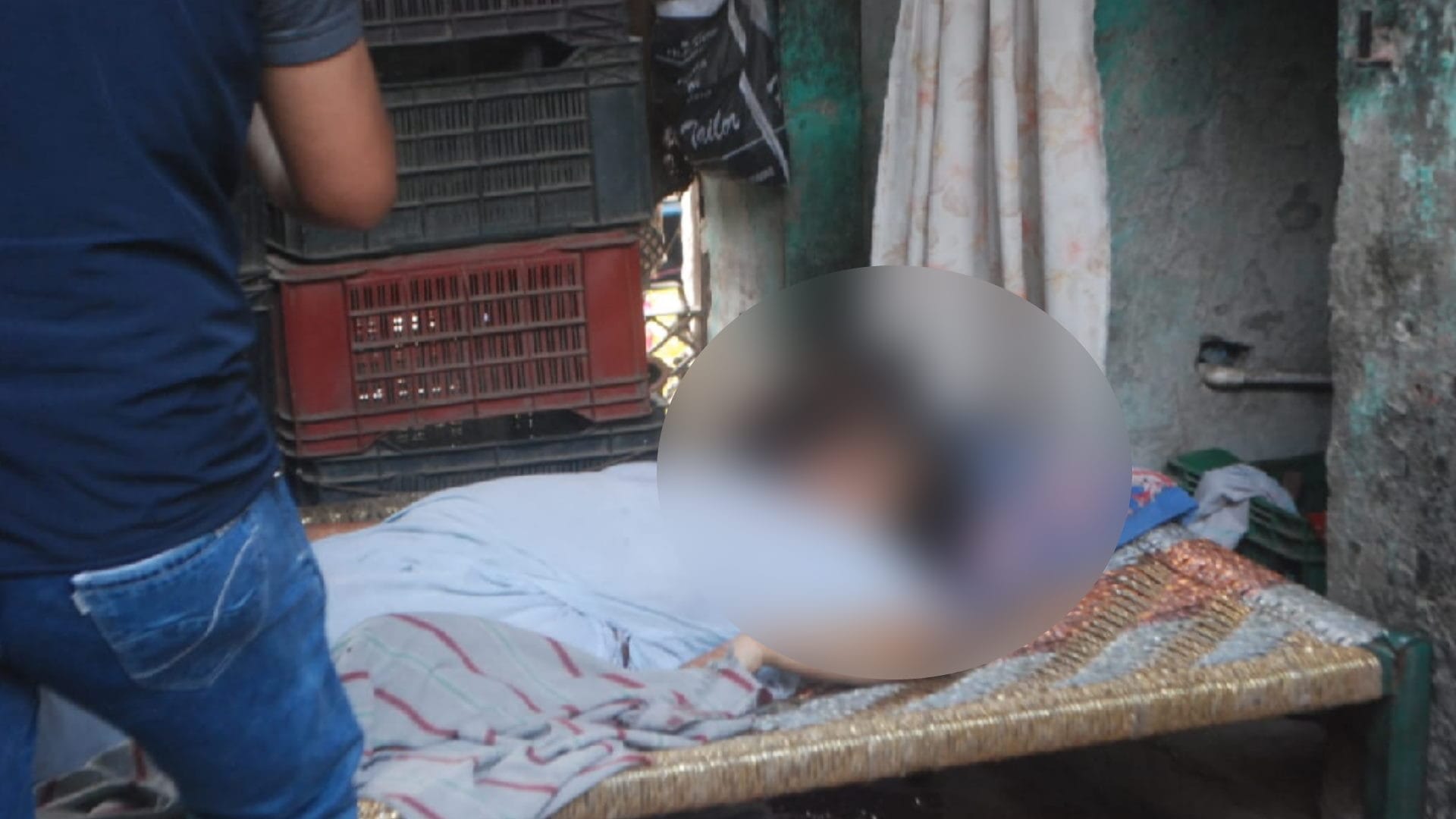 Meerut crime : Father and cousin murder a woman in front of her daughters in lisari gate Meerut