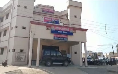 Bloody clash between two sides over old enmity in sonbhadra one killed and two people serious injured