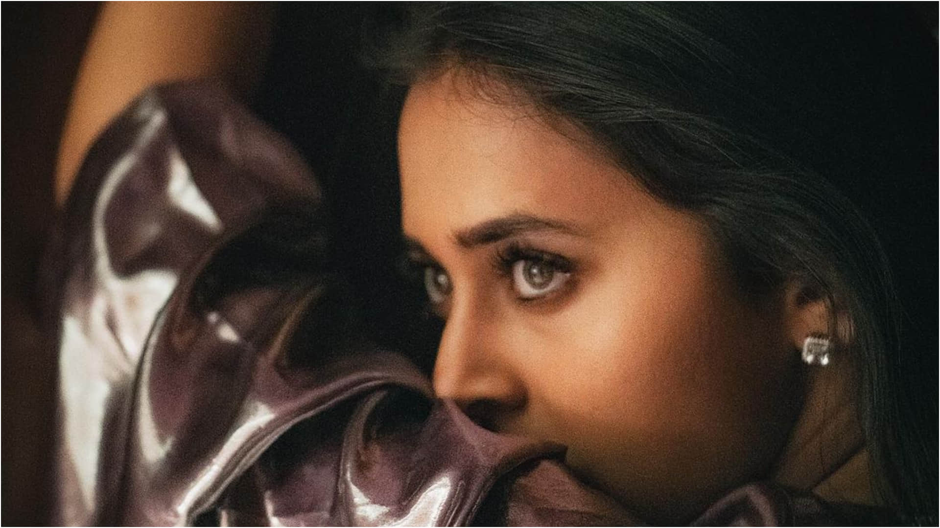 how to get eye look like tejasswi prakash in latest pic