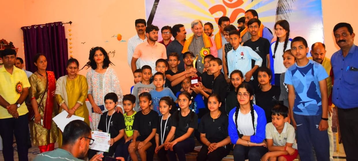 Yog Sadhak Felicitated