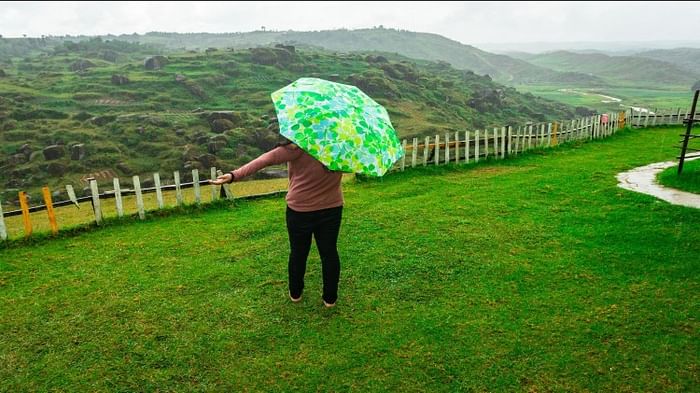 Monsoon Tourist Places in India Visit Hill Stations Near Noida During Rainy Season