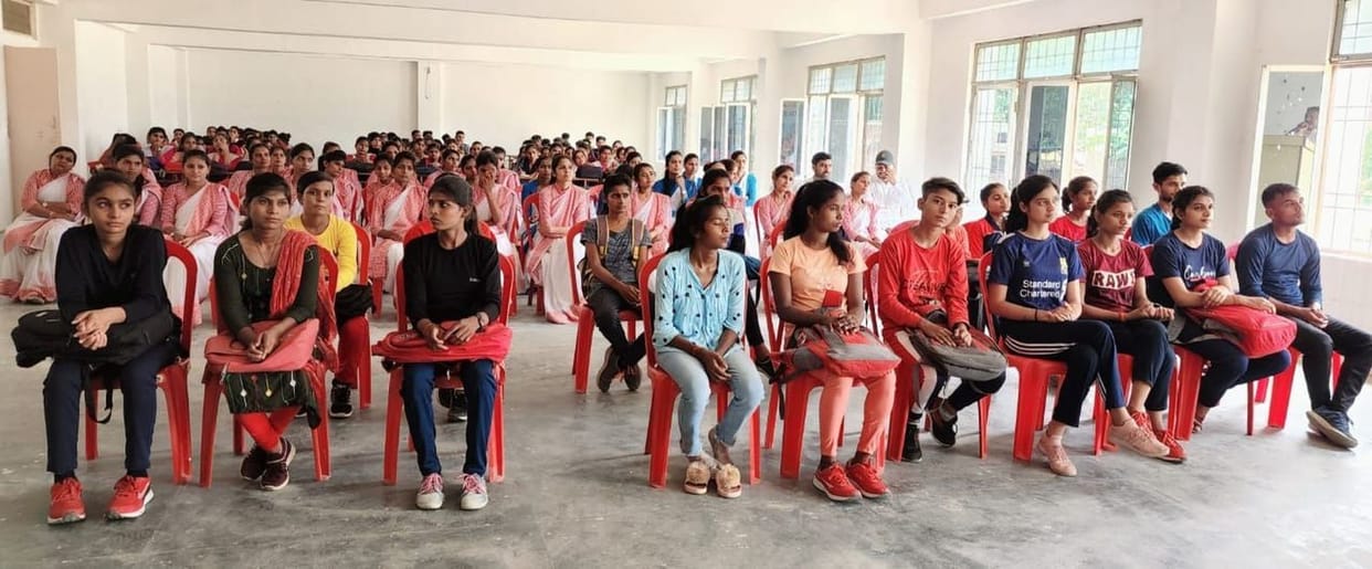 Youth should increase the dominance of UP in sports