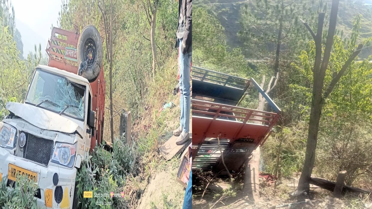 Pickup fell into a deep gorge in Theog Shimla, 25 injured