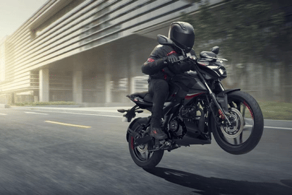 Bajaj Auto files trademark application for Darkstar name in India News in Hindi