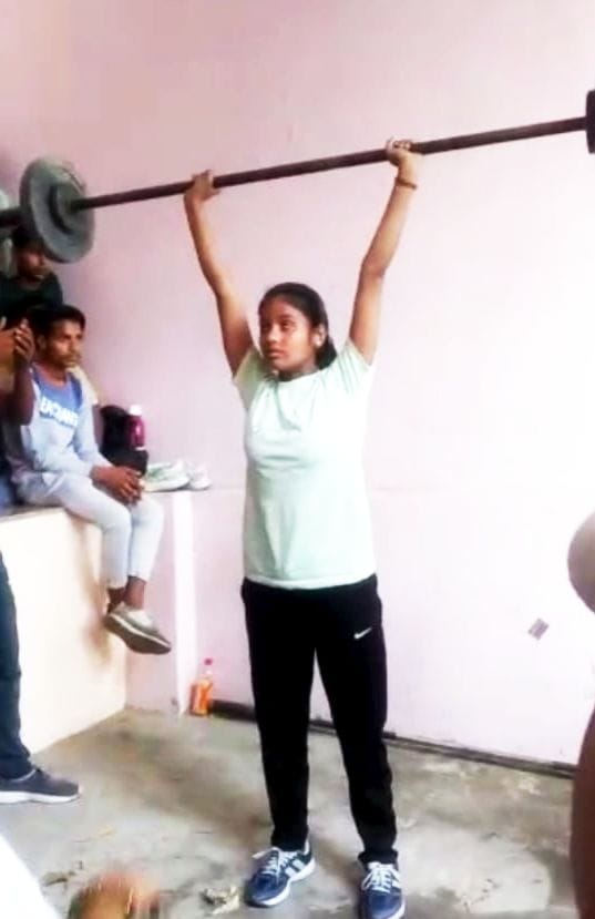Prachi Patel and Kanhaiya lifted the most weight