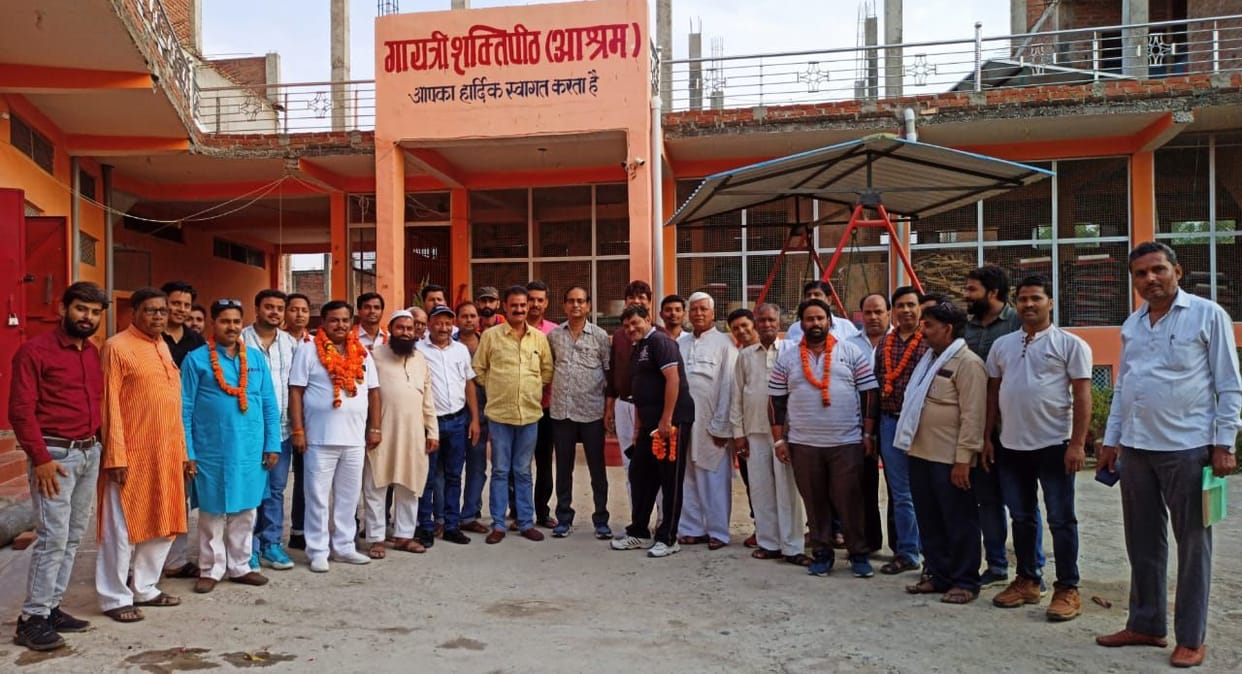 Ajay became city president of Udyog Vyapar Mandal, Dheeraj General Secretary