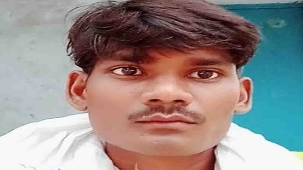 Unnao: Labour body found hanging in the house