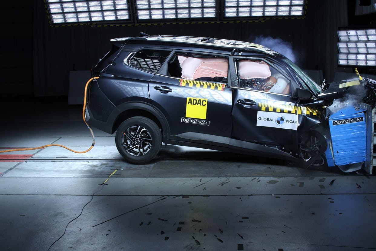 kia carens global ncap safety rating India made Kia Carens scores 3 stars safety rating