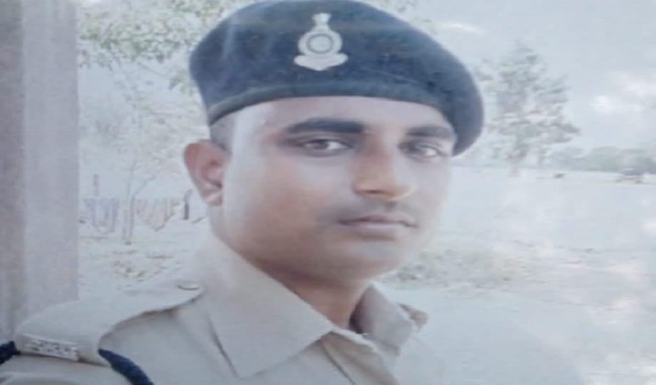 constable murder case: Friends were agitated for not drinking alcohol while sitting together, were hit on the head with a stick