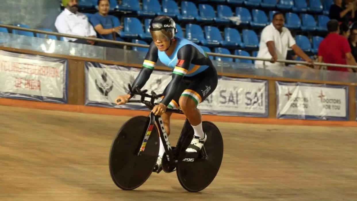 Asian Cycling Ronaldo Singh gave India a medal on his birthday, great performance by Indian players on the last day