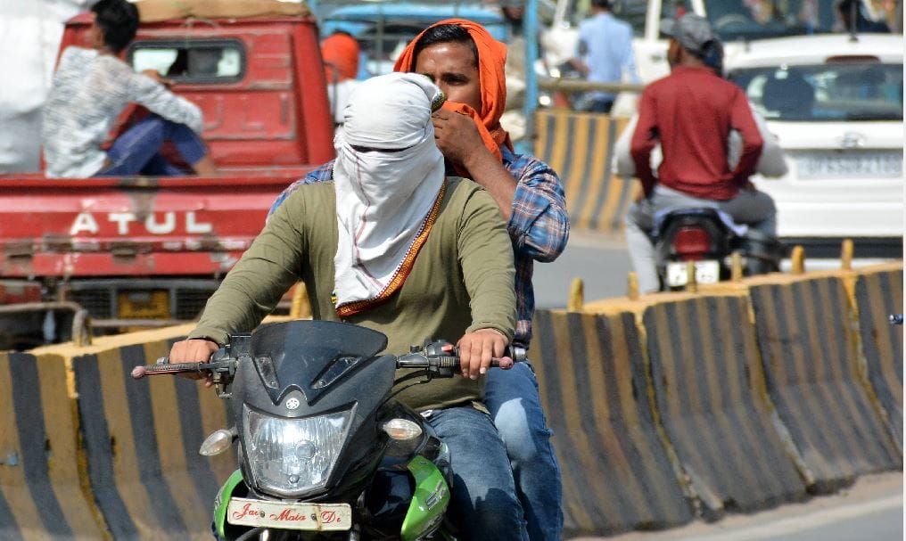 Weather Update Sunshine and humidity increased trouble in Varanasi possibility of monsoon coming by end of  week