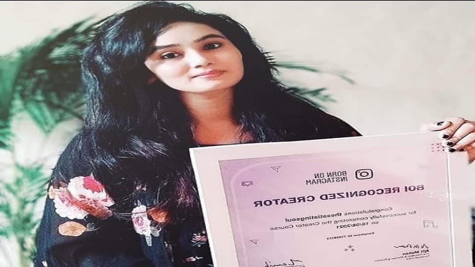 Blogger girl murdered in agra first hand tied with rope then noose around her neck and thrown from the fourth floor of the apartment