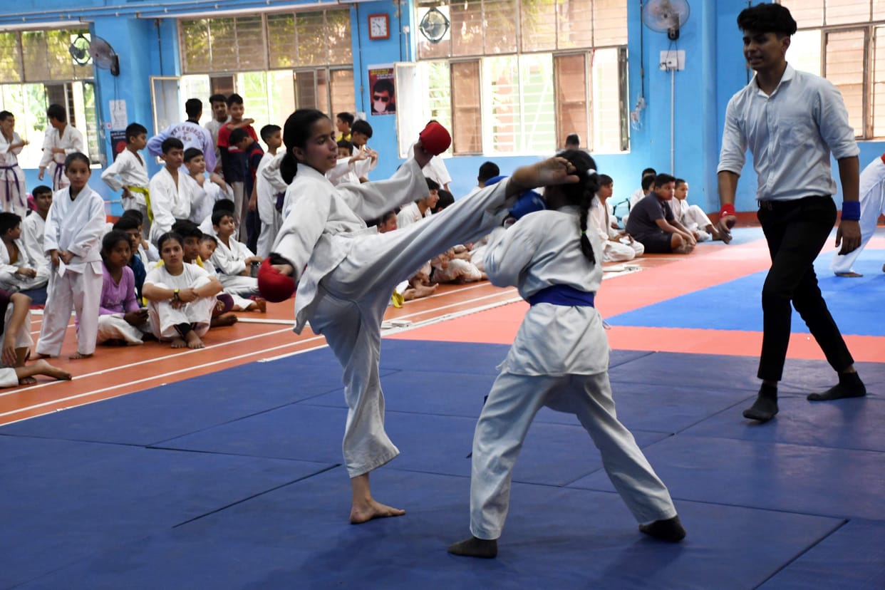 Players showed their strength in district level boy girl ju-jitsu competition