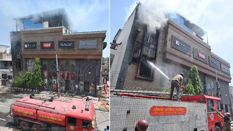 Major fire broke out at Lucky Towel House in Ludhiana of Punjab