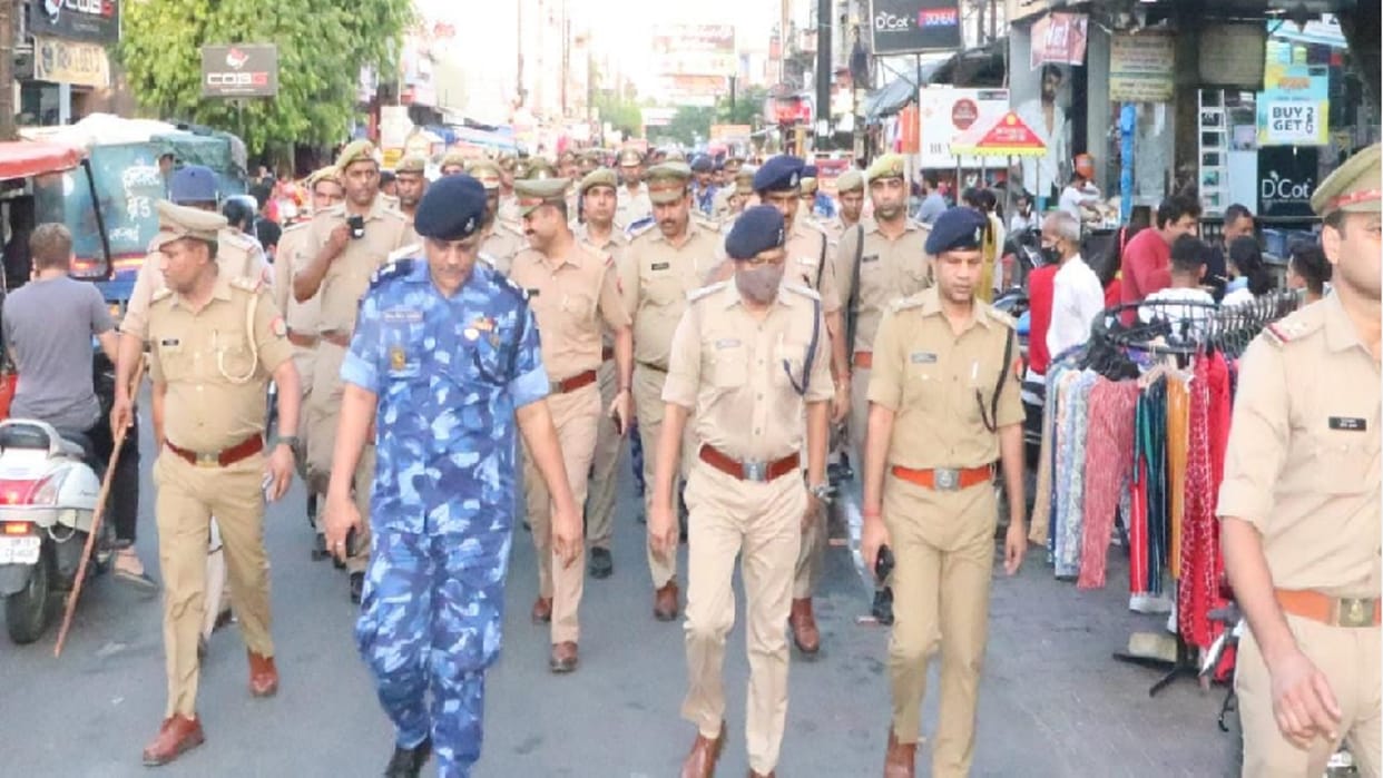 High alert in western UP for Friday prayers, police force has been deployed outside mosques