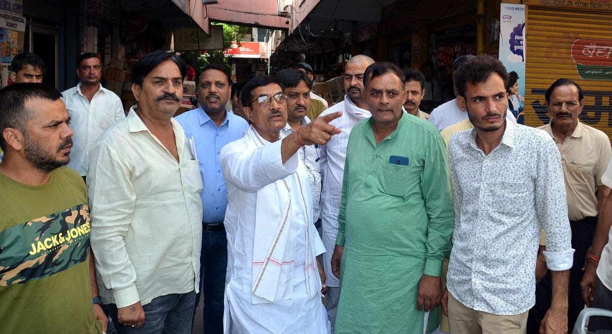 Those who encroach on the Zilla Parishad market will be fined