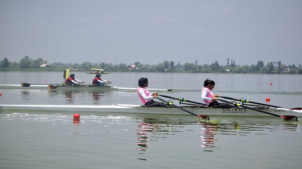 600 players participating in the national rowing competition in Srinagar
